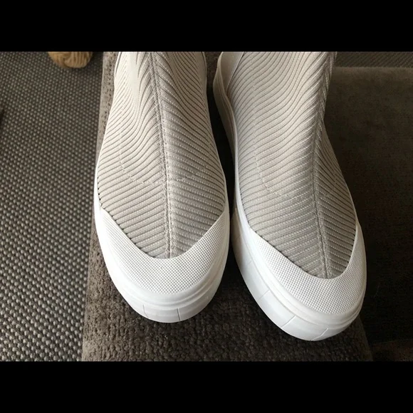 Brand new River Island Beige High Top Trainers size UK 7 - AU 9 or EU40 - Picture 6 of 10